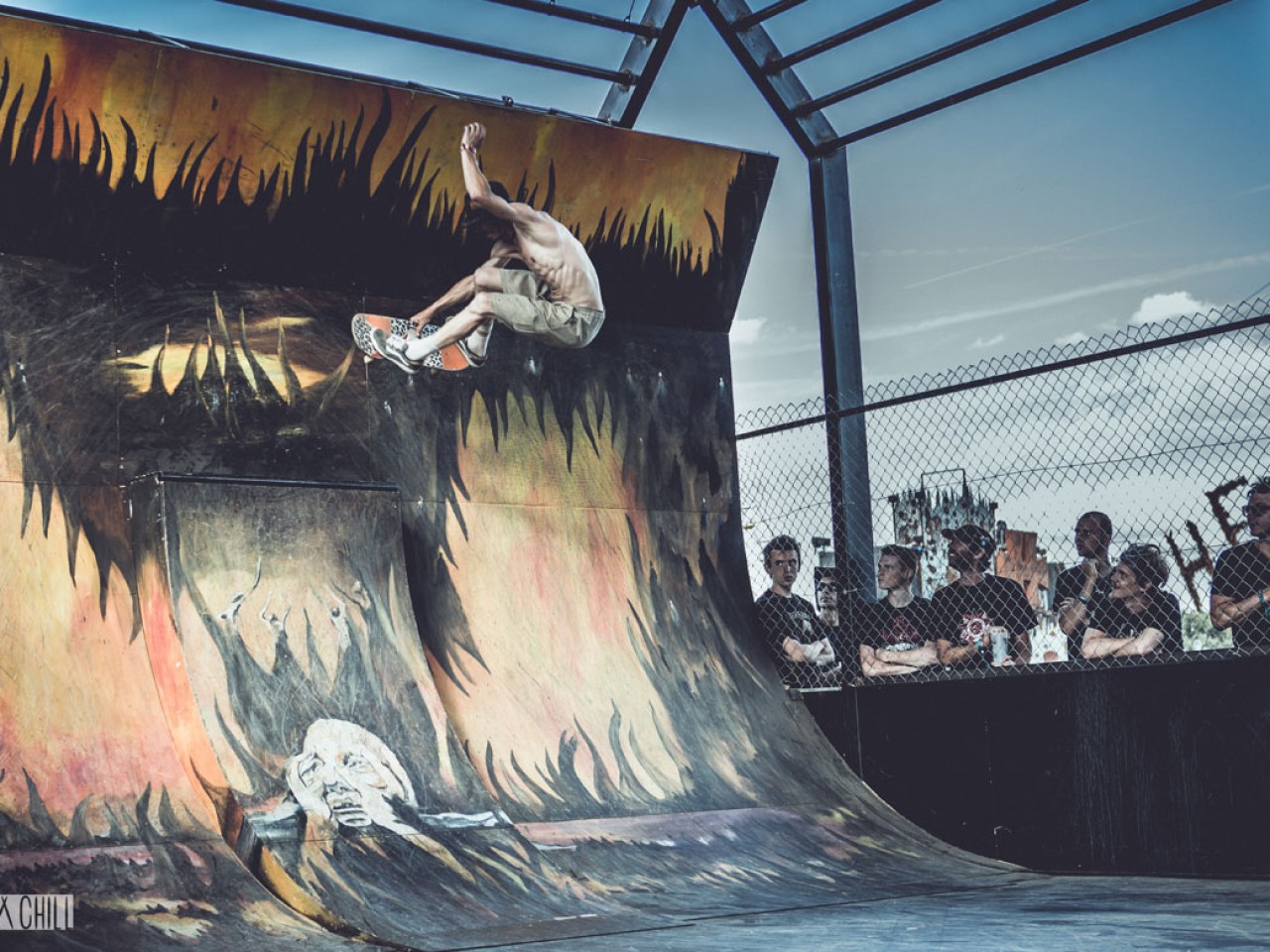 JEROME-CHEVALIER-WALL-CROSS-DA-CRUZ-SKATEPARK-MADNEOM-HELLFEST-2015