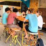 ensemble-table-et-tabouret-madneom-the-roof-brest-2016