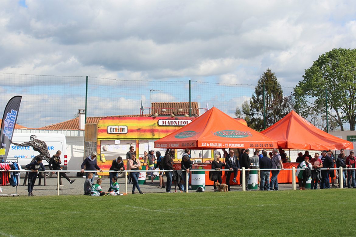 stand bus bar madneom tournoi mario rouberty