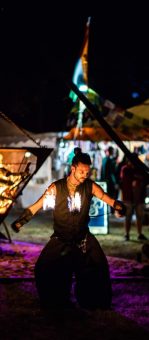 animation feu guillaume chenier pyramide de feu madneom festival tribal elek 2019